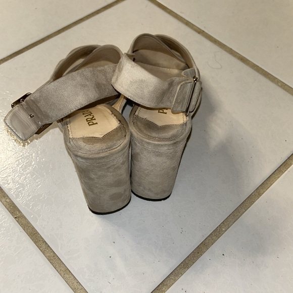 PRADA TAN SUEDE BLOCK SLINGBACK HEELS - Picture 2 of 4